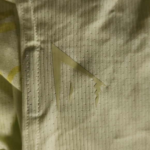 Gymshark Men's Yellow Tank Top Wicking Technology multiple sizes - Picture 13 of 13